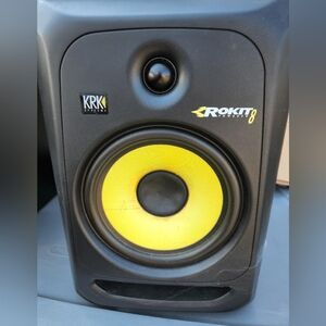 KRK ROKIT 8 STUDIO MONITORS (Pair) - USED